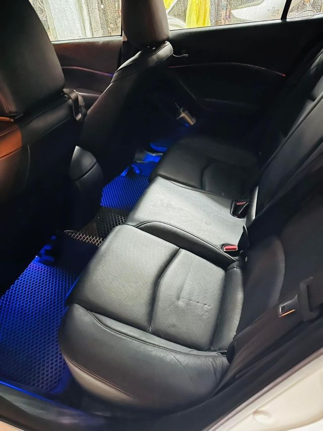 MAZDA馬自達 MAZDA 3  第7張相片