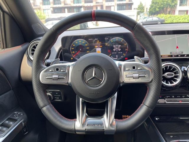 M-BENZ賓士 GLB35 AMG  第5張相片