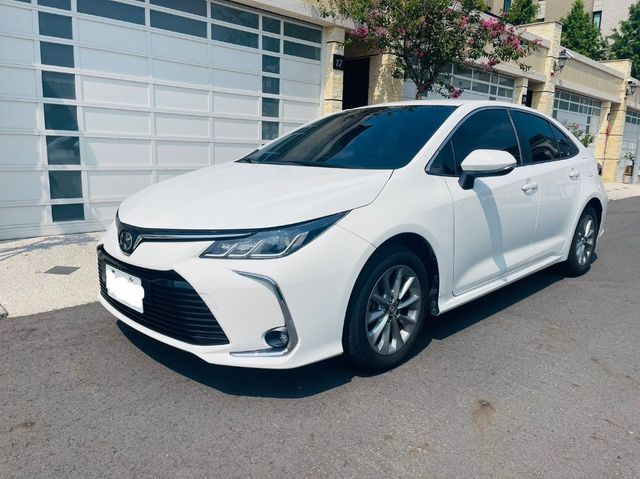 TOYOTA豐田 ALTIS  第1張相片