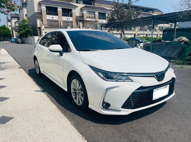 TOYOTA豐田 ALTIS  第3張相片