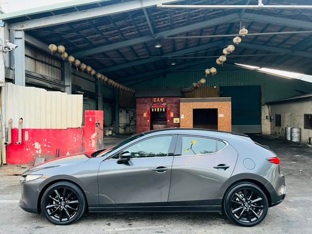 MAZDA馬自達 MAZDA 3  第6張相片