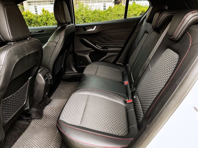 FORD福特 FOCUS  第6張相片