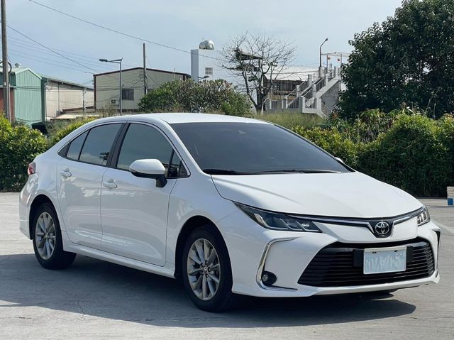 TOYOTA豐田 ALTIS  第1張相片