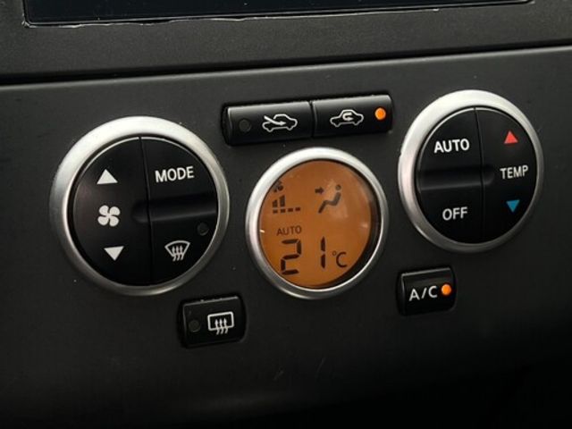 NISSAN日產 TIIDA  第9張相片