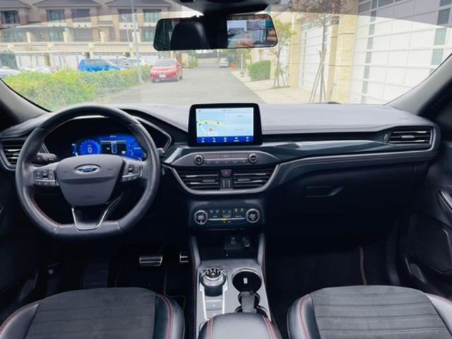 FORD福特 KUGA  第13張相片