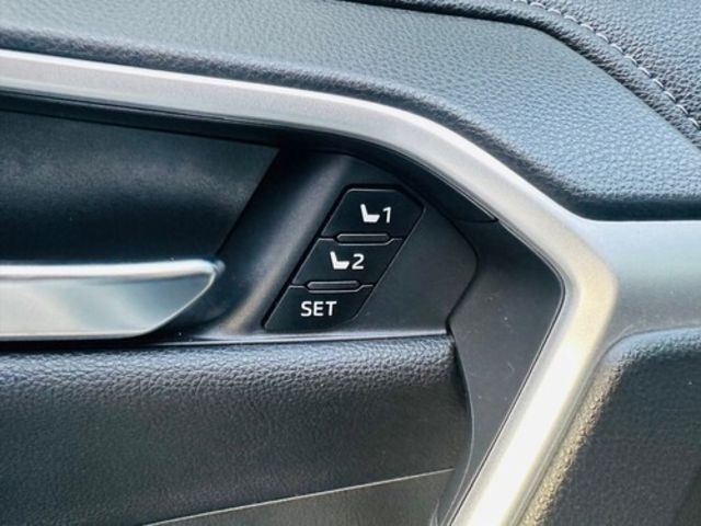 TOYOTA豐田 RAV4  第16張相片
