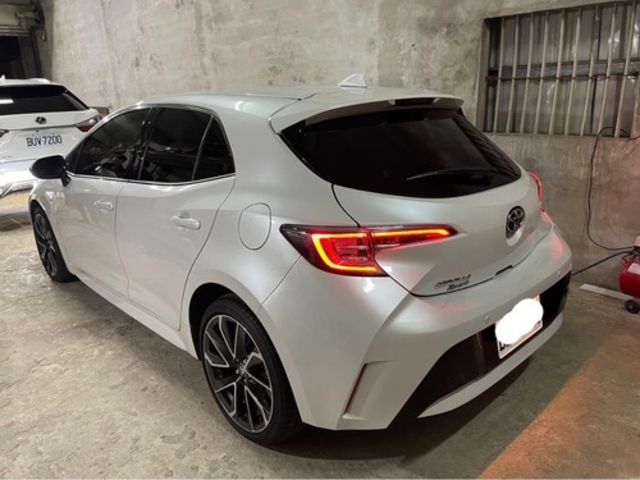 TOYOTA豐田 AURIS  第2張相片