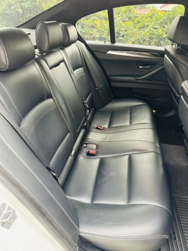 BMW寶馬 528I  第9張相片