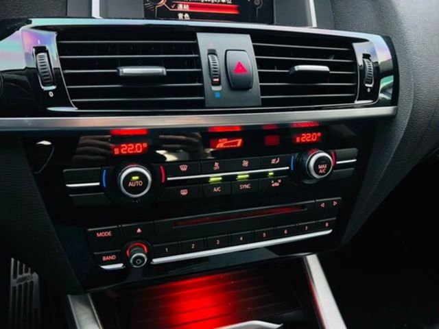 BMW寶馬 X4 XDRIVE28I  第7張相片