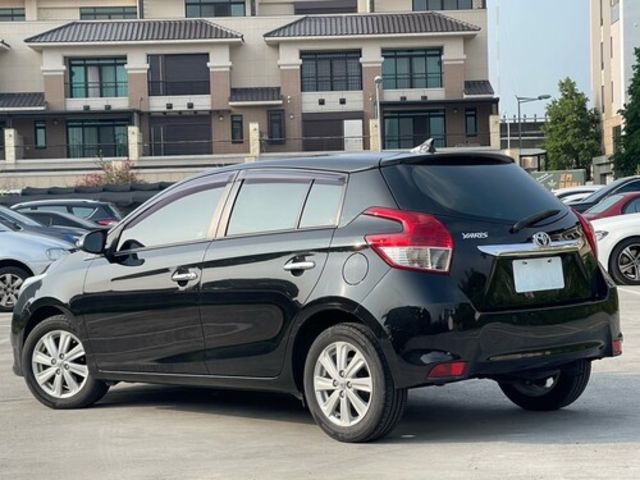 TOYOTA豐田 YARIS  第2張相片