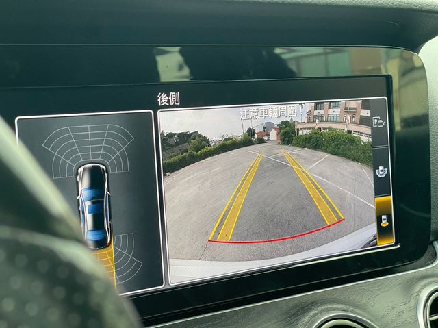 M-BENZ賓士 E300  第13張相片