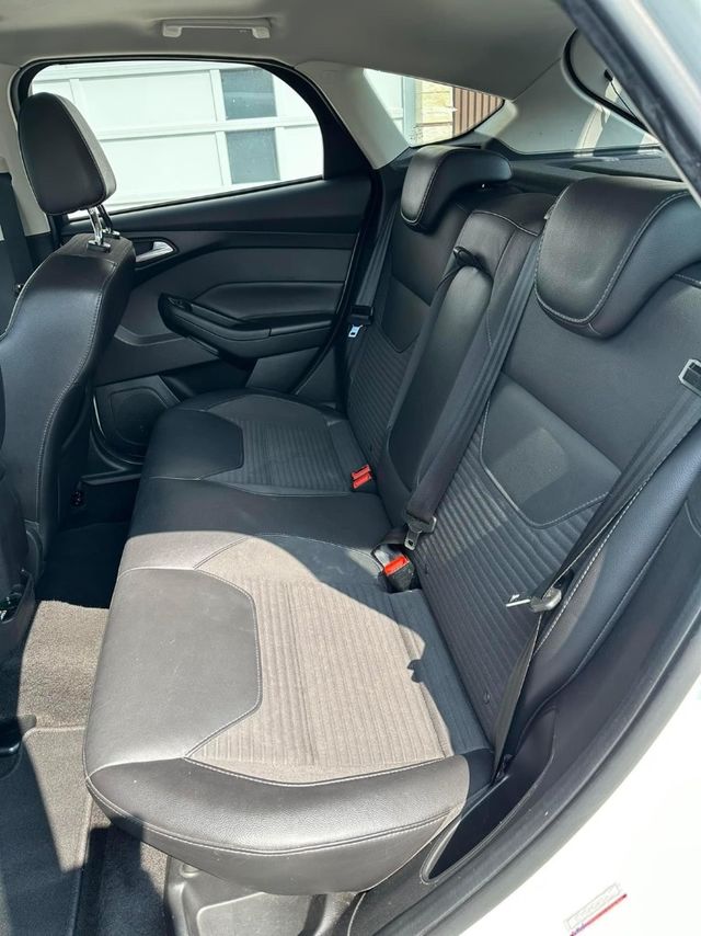 FORD福特 FOCUS  第10張相片