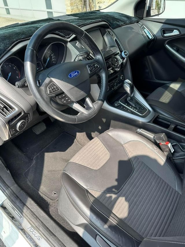 FORD福特 FOCUS  第14張相片