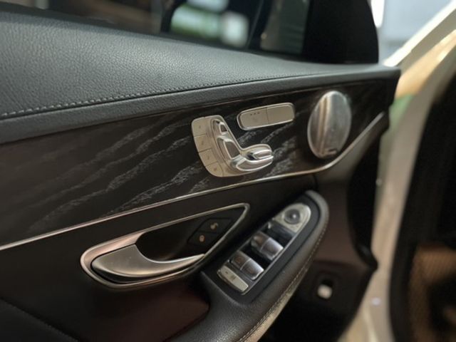 M-BENZ賓士 C300  第6張相片