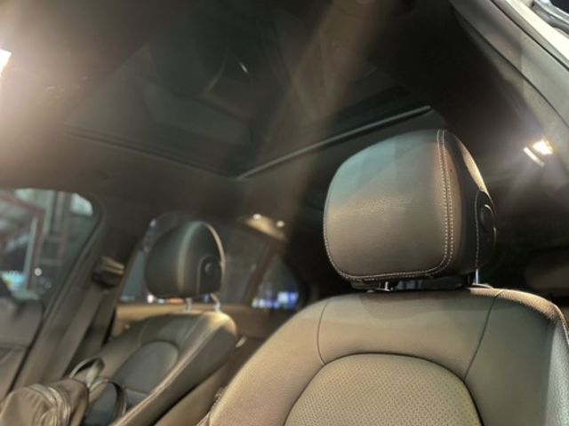 M-BENZ賓士 C300  第9張相片