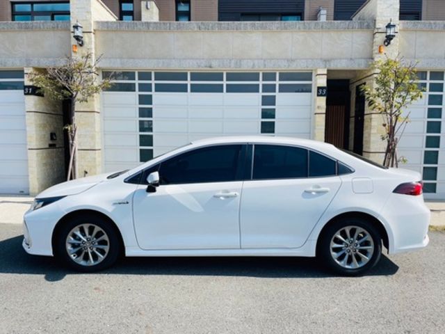 TOYOTA豐田 ALTIS  第4張相片