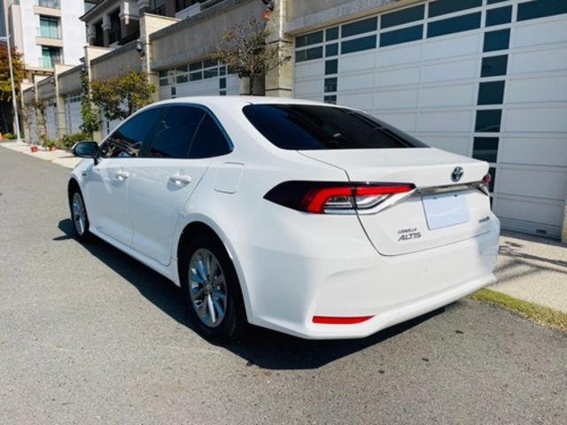 TOYOTA豐田 ALTIS  第5張相片