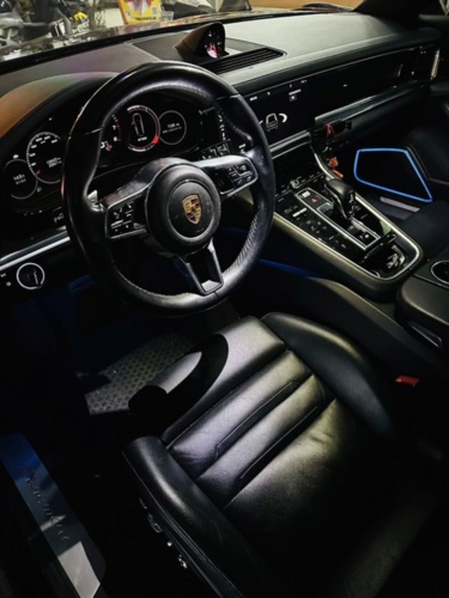 PORSCHE保時捷 PANAMERA  第7張相片