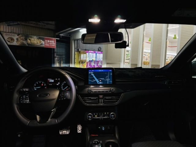 FORD福特 FOCUS  第15張相片