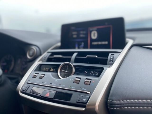 LEXUS凌志 NX200  第12張相片