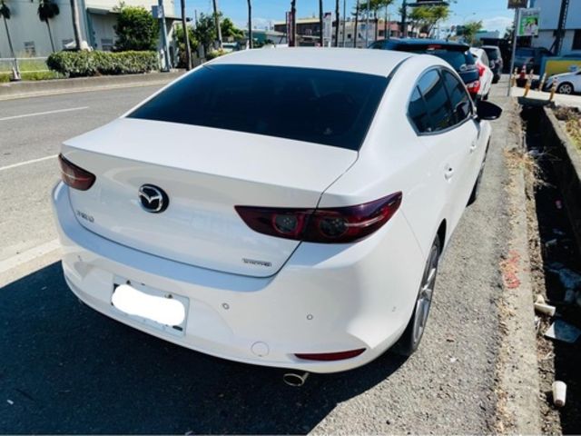 MAZDA馬自達 MAZDA 3  第3張相片