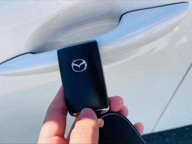 MAZDA馬自達 MAZDA 3  第5張相片