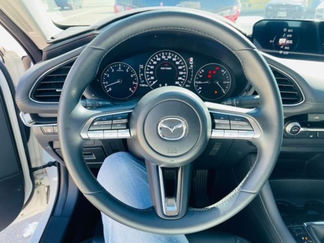 MAZDA馬自達 MAZDA 3  第8張相片