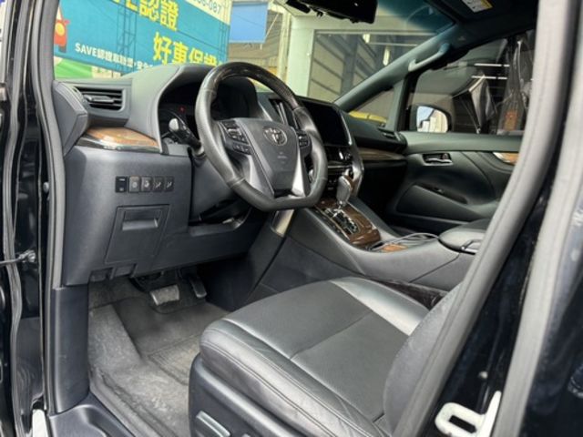 TOYOTA豐田 ALPHARD  第6張相片