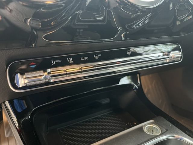 M-BENZ賓士 CLA200  第10張相片