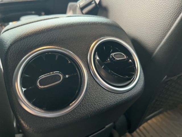 M-BENZ賓士 CLA200  第13張相片