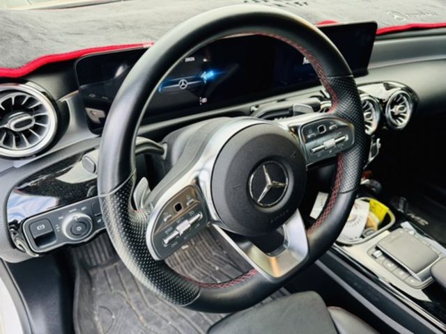 M-BENZ賓士 A180  第6張相片