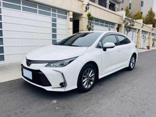 TOYOTA豐田 ALTIS  第1張相片