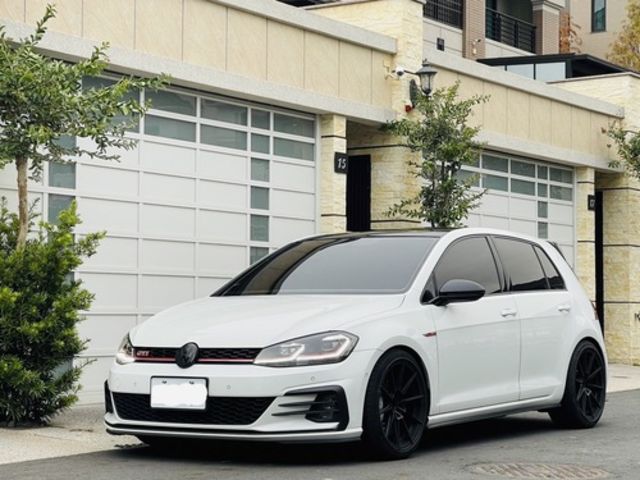 VOLKSWAGEN福斯 GOLF GTI  第1張相片