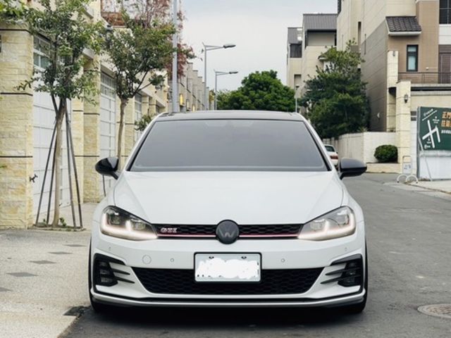 VOLKSWAGEN福斯 GOLF GTI  第3張相片