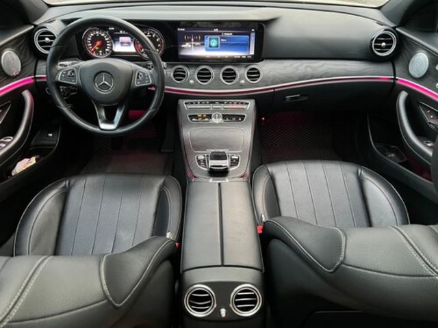 M-BENZ賓士 E300  第13張相片