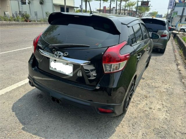 TOYOTA豐田 YARIS  第2張相片