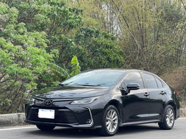 TOYOTA豐田 ALTIS  第1張相片