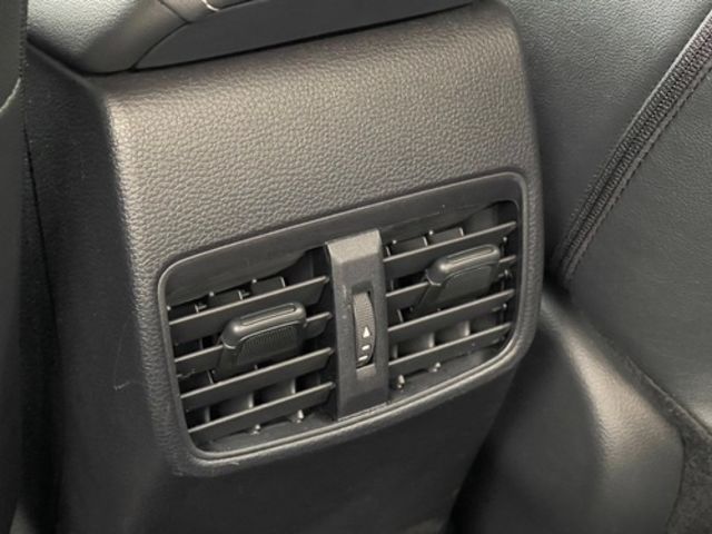TOYOTA豐田 ALTIS  第8張相片