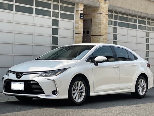 TOYOTA豐田 ALTIS  第1張相片