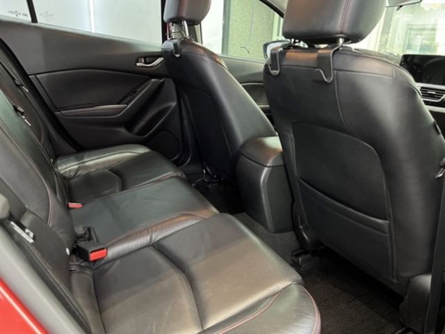 MAZDA馬自達 MAZDA 3  第10張相片