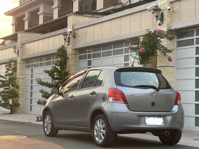 TOYOTA豐田 YARIS  第2張相片