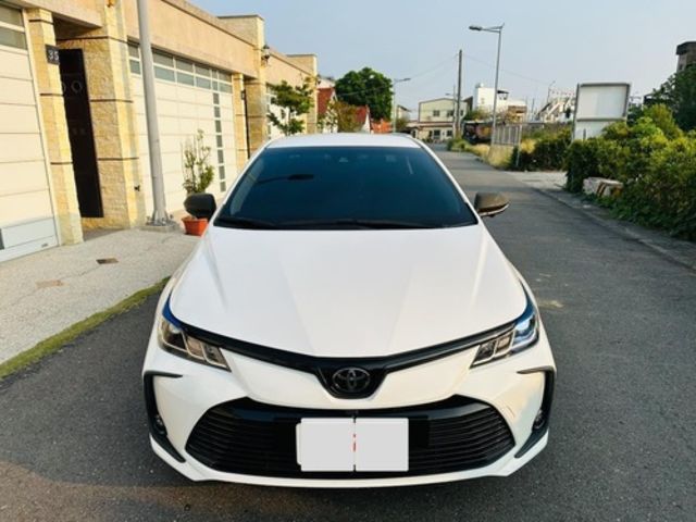 TOYOTA豐田 ALTIS  第3張相片