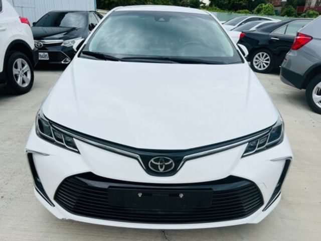 TOYOTA豐田 ALTIS  第3張相片