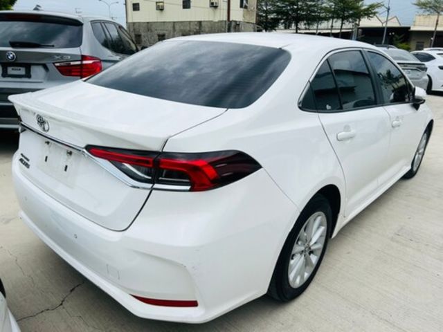 TOYOTA豐田 ALTIS  第4張相片