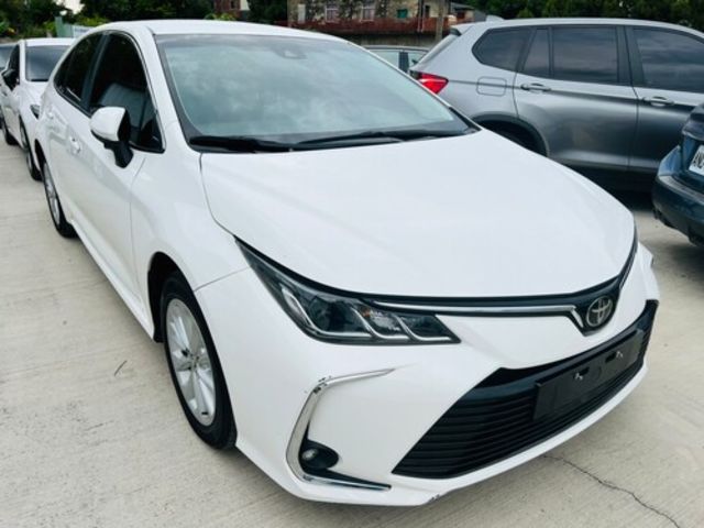 TOYOTA豐田 ALTIS  第5張相片