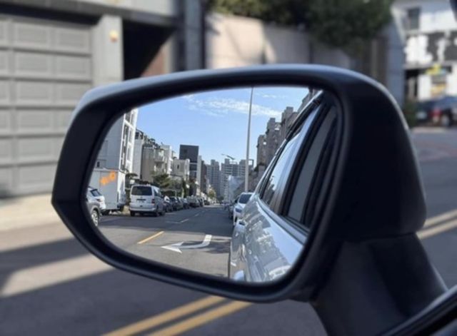 TOYOTA豐田 RAV4  第7張相片