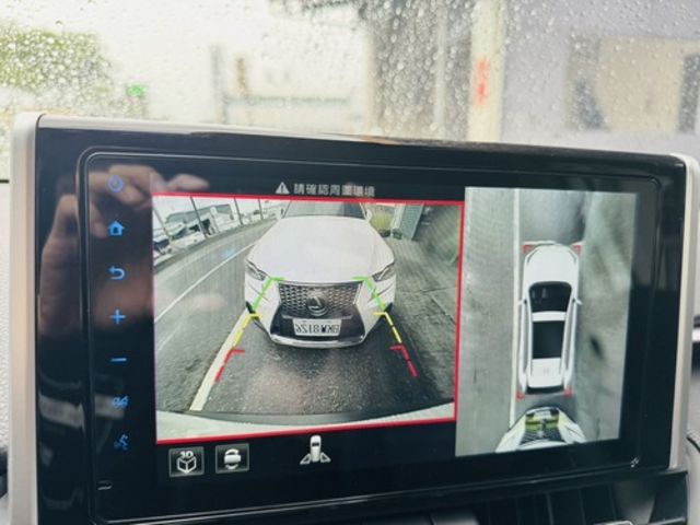 TOYOTA豐田 RAV4  第11張相片
