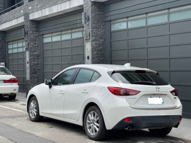 MAZDA馬自達 MAZDA 3  第2張相片
