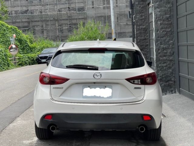 MAZDA馬自達 MAZDA 3  第4張相片