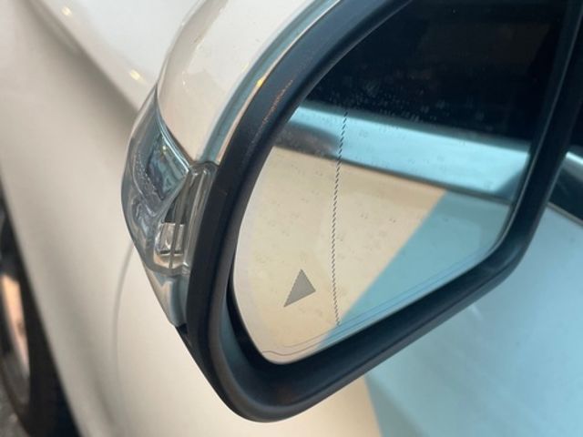M-BENZ賓士 C300  第5張相片
